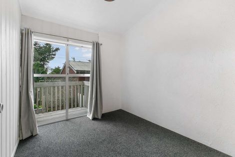 Photo of property in 1/20 Maritime Terrace, Birkenhead, Auckland, 0626