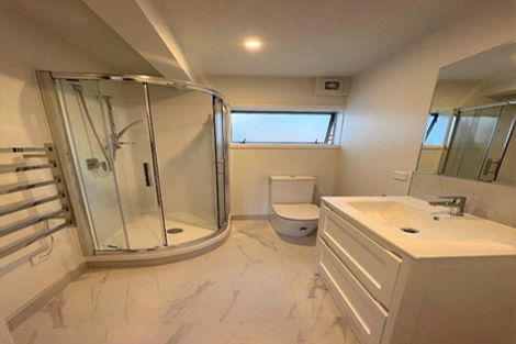 Photo of property in 65 Dundale Avenue, Blockhouse Bay, Auckland, 0600