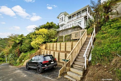 Photo of property in 29 Winchester Street, Kaiwharawhara, Wellington, 6035