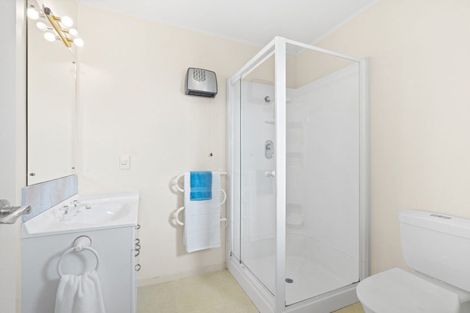 Photo of property in 36 Cranbrook Grove, Waikanae, 5036