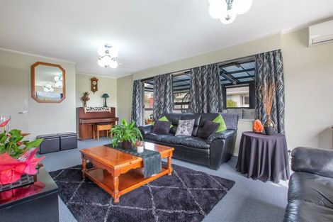 Photo of property in 123 Spinnaker Drive, Whitby, Porirua, 5024