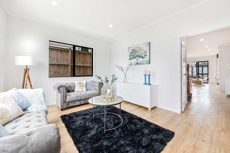 Photo of property in 413 Ormiston Road, Flat Bush, Auckland, 2019