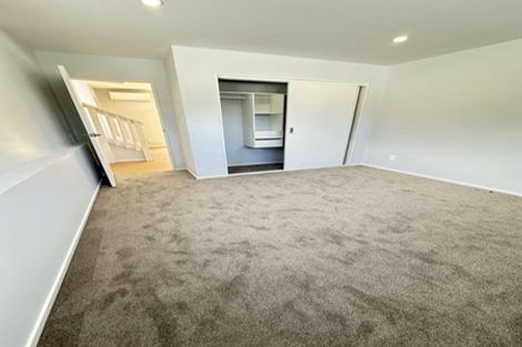 Photo of property in 27a Kelwyn Road, Kelston, Auckland, 0602