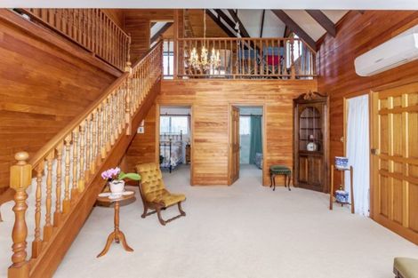 Photo of property in 8 Kauri Place, Tairua, 3508