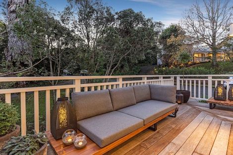 Photo of property in 32a Sandown Road, Rothesay Bay, Auckland, 0630