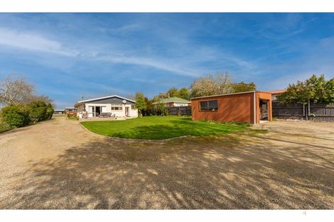 Photo of property in 60 Timaru Road, Waimate, 7924