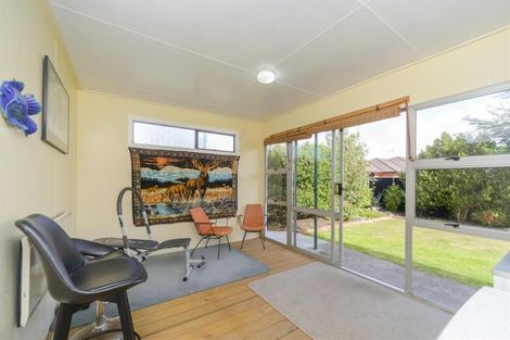 Photo of property in 9 Pain Street, Bulls, 4818