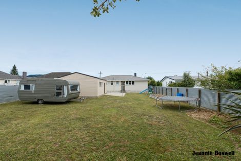 Photo of property in 83 Grey Street, Shannon, 4821