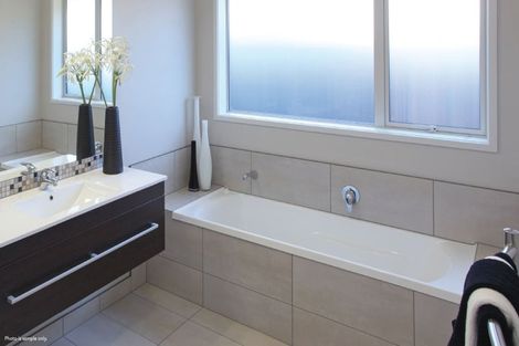 Photo of property in 29 Mudgeways Road, Massey, Auckland, 0614