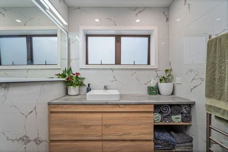 Photo of property in 81 Cook Drive, Whitianga, 3510