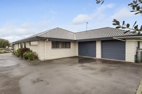 Photo of property in 14 Brookfield Place, Paraparaumu, 5032