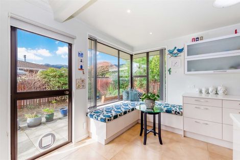 Photo of property in 78a Belvedere Avenue, Waikanae, 5036