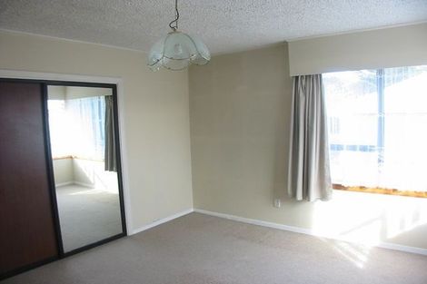 Photo of property in 5 Fairmile Place, Russley, Christchurch, 8042