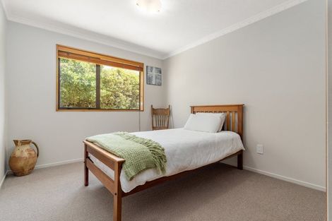 Photo of property in 75 Apsley Drive, Avonhead, Christchurch, 8042