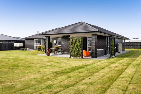 Photo of property in 51d Rata Street, Hawera, 4610