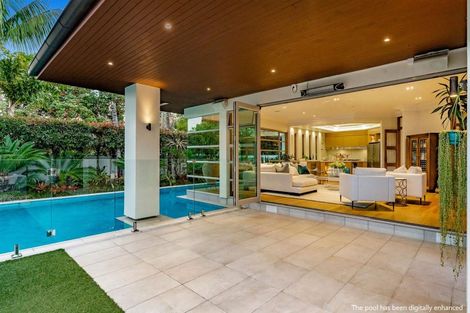 Photo of property in 18a Tiri Road, Milford, Auckland, 0620