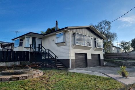 Photo of property in 1 Wavell Crescent, Lansdowne, Masterton, 5810