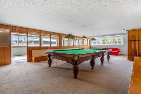 Photo of property in 12 Racecourse Road, Waiuku, 2123