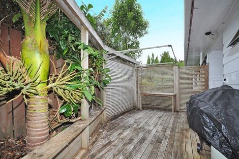 Photo of property in 8 Springtime Crescent, Stanmore Bay, Whangaparaoa, 0932