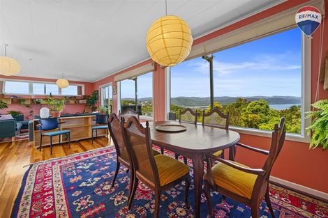 Photo of property in 10 Laurel Grove, Maungaraki, Lower Hutt, 5010