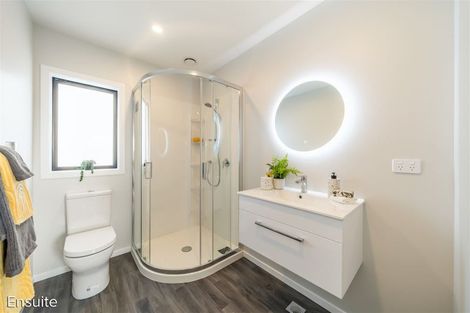 Photo of property in 25a King Street, Ebdentown, Upper Hutt, 5018