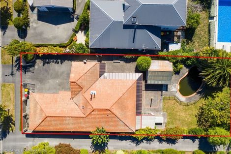 Photo of property in 30 Hamilton Avenue, Ilam, Christchurch, 8041