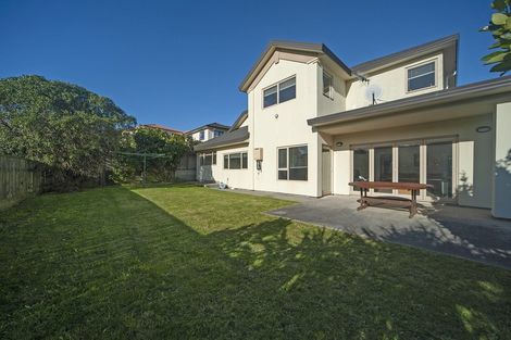 Photo of property in 24 Jordan Street, Island Bay, Wellington, 6023