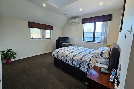 Photo of property in 19a Crystal Avenue, Glendene, Auckland, 0602