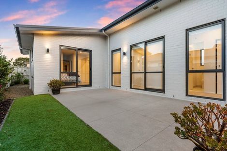 Photo of property in 72 Te Napi Drive, Takanini, 2112