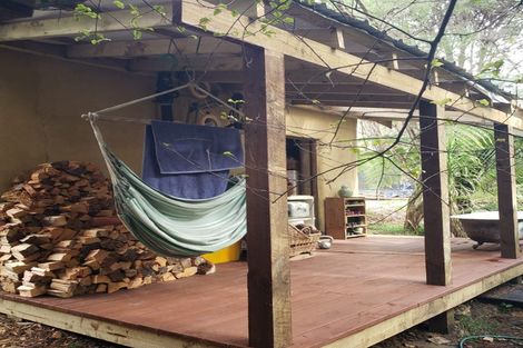 Photo of property in 197 Parker Road, Oratia, Auckland, 0604