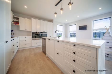 Photo of property in 25 Read Crescent, Clive, 4102