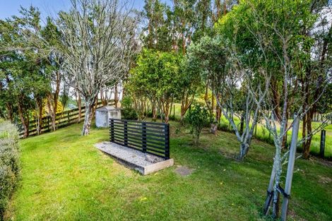 Photo of property in 90 Ridgewood Drive, Ridgewood, New Plymouth, 4371