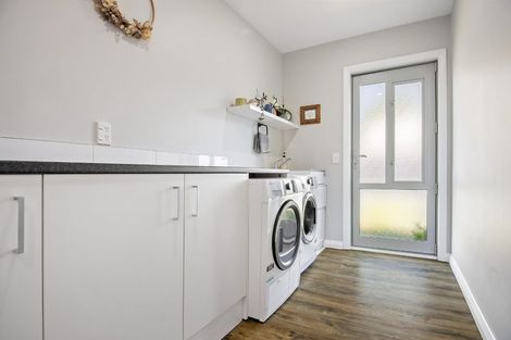 Photo of property in 25 Parsonage Road, Woodend, 7610