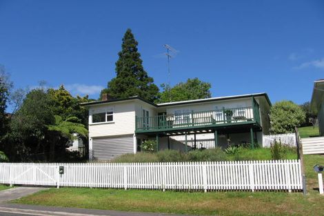 Photo of property in 11 Vandeleur Avenue, Birkdale, Auckland, 0626
