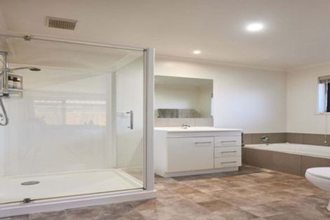 Photo of property in 10 Ara Drive, Redwoodtown, Blenheim, 7201