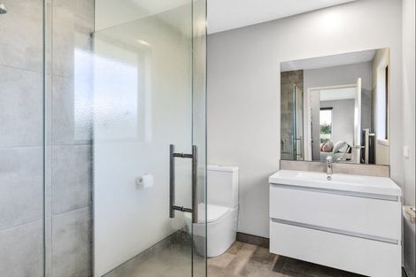 Photo of property in 194 Lake Road, Okoroire, Tirau, 3484