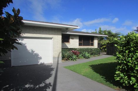Photo of property in 15 Lantana Avenue, Bell Block, New Plymouth, 4312