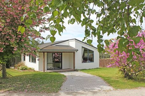 Photo of property in 60 Weston Road, Waiareka Junction, Oamaru, 9401