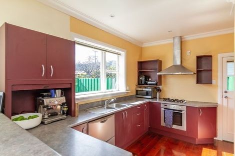 Photo of property in 27 Guthrie Street, Waterloo, Lower Hutt, 5011