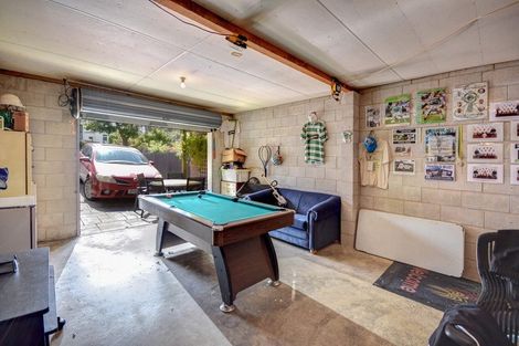 Photo of property in 71 Grosvenor Street, Kensington, Dunedin, 9011