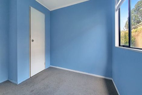 Photo of property in 28 Middlemore Crescent, Papatoetoe, Auckland, 2025