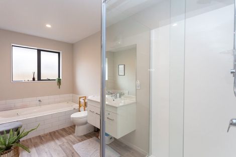 Photo of property in 17 George Oliver Place, Kainga, Christchurch, 8083