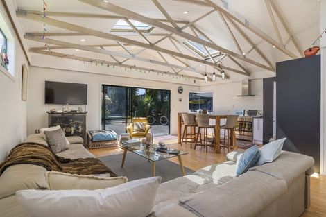 Photo of property in 47 Kon Tiki Road, Whiritoa, Whangamata, 3691