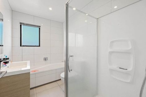 Photo of property in 1 Bonnette Road, Flat Bush, Auckland, 2019