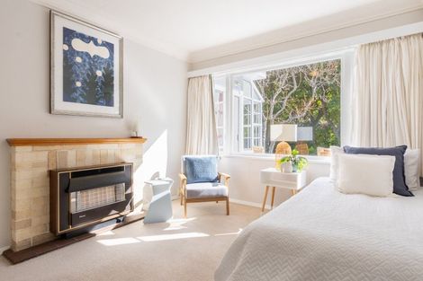 Photo of property in 28 Karu Crescent, Waikanae, 5036