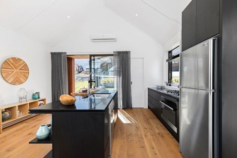 Photo of property in 19 Hackett Road, Jacks Point, Queenstown, 9371