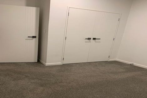 Photo of property in 10 Haku Road, Flat Bush, Auckland, 2019