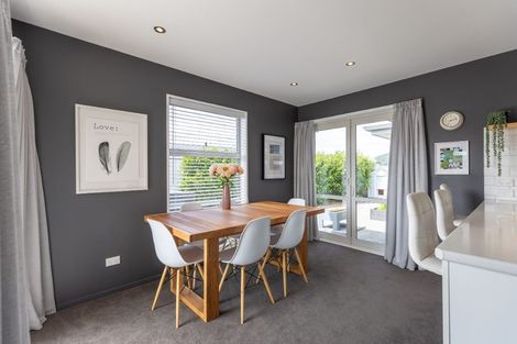 Photo of property in 16 Istana Place, Britannia Heights, Nelson, 7010