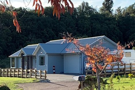 Photo of property in 46 Montgomery Crescent, Kinloch, Taupo, 3377