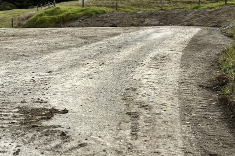 Photo of property in 492 Wairere Road, Paparoa, 0571